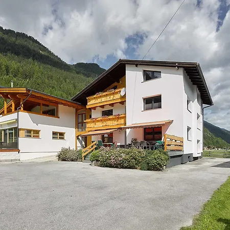 Tatil Evi Haus Frieda Längenfeld